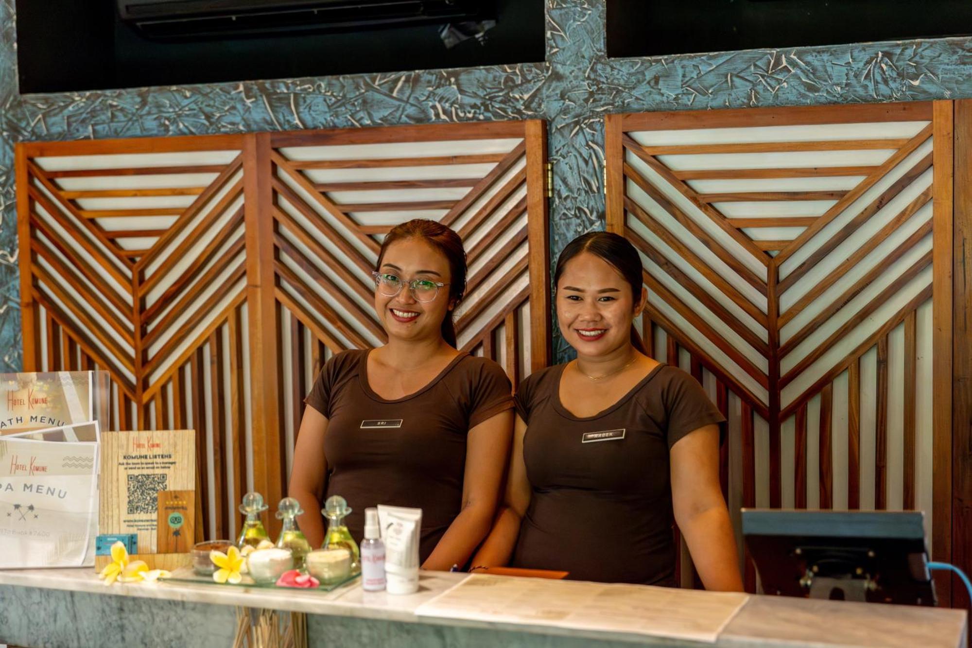 Hotel Komune And Beach Club Bali كيراماس المظهر الخارجي الصورة