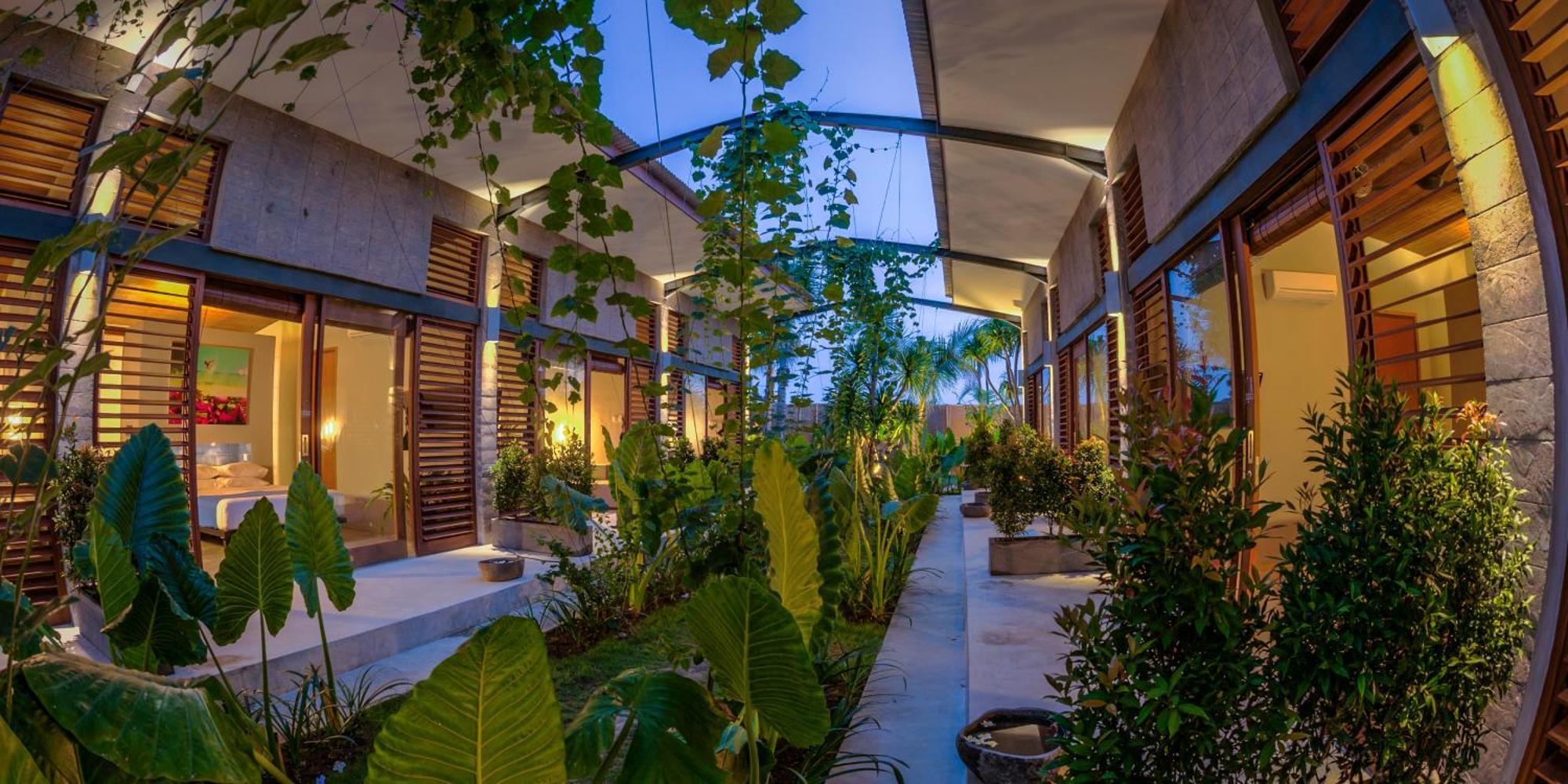 Hotel Komune And Beach Club Bali كيراماس المظهر الخارجي الصورة